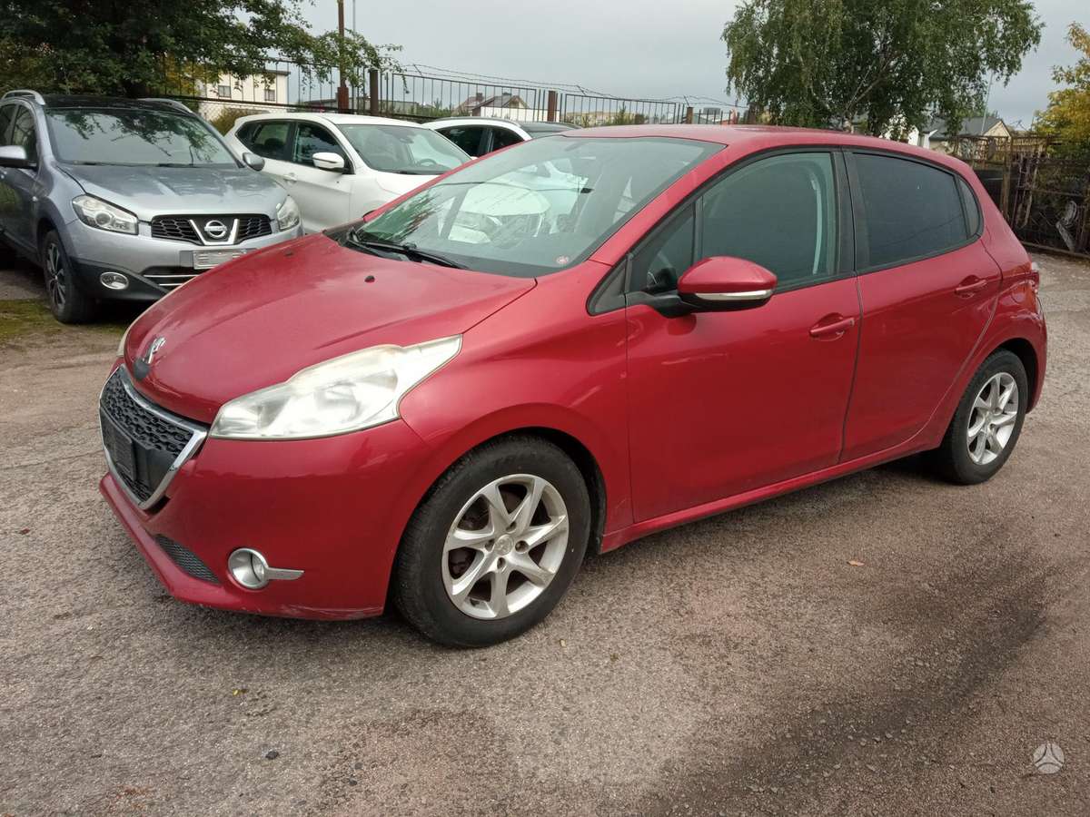Peugeot 208 - 7