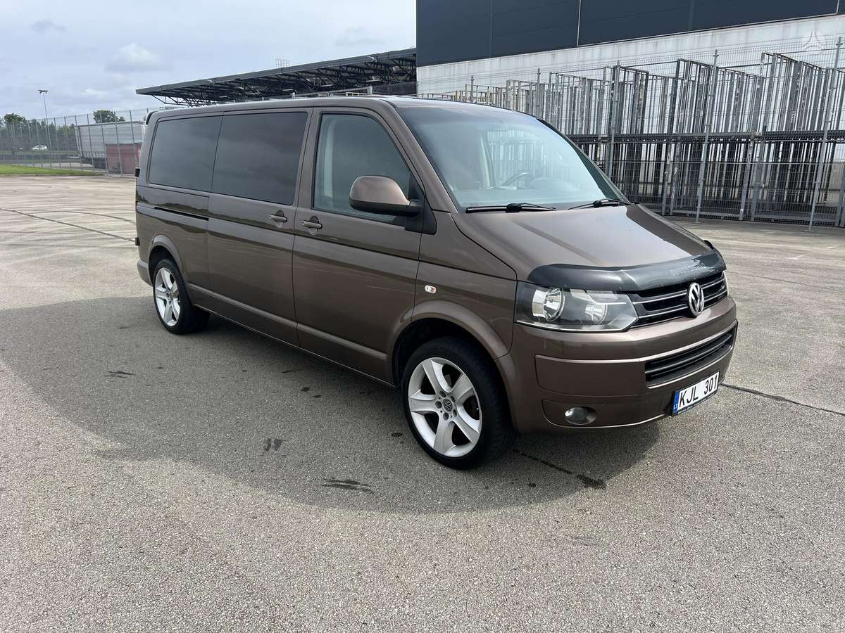 Volkswagen Caravelle - 2