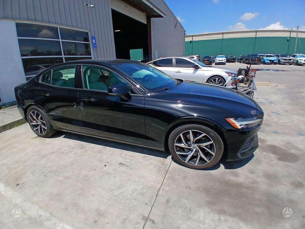 Volvo S60, 2.0 l., Седан