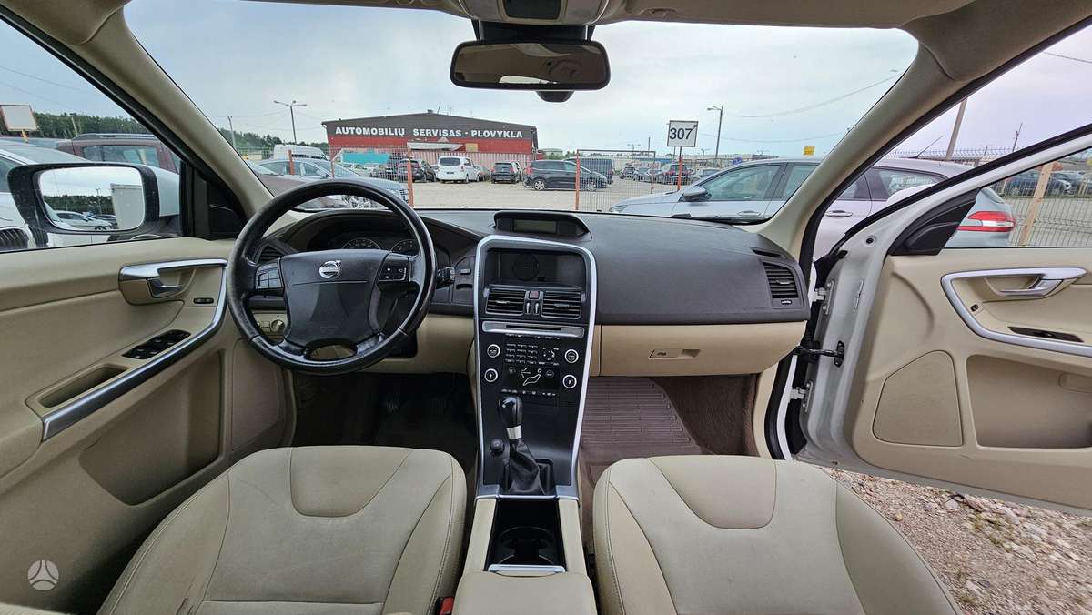 Volvo XC60 - 11