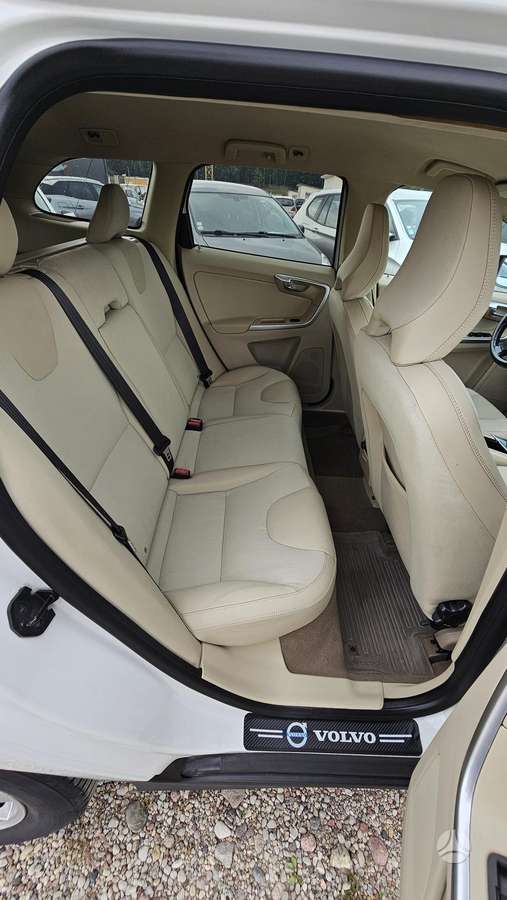 Volvo XC60 - 12