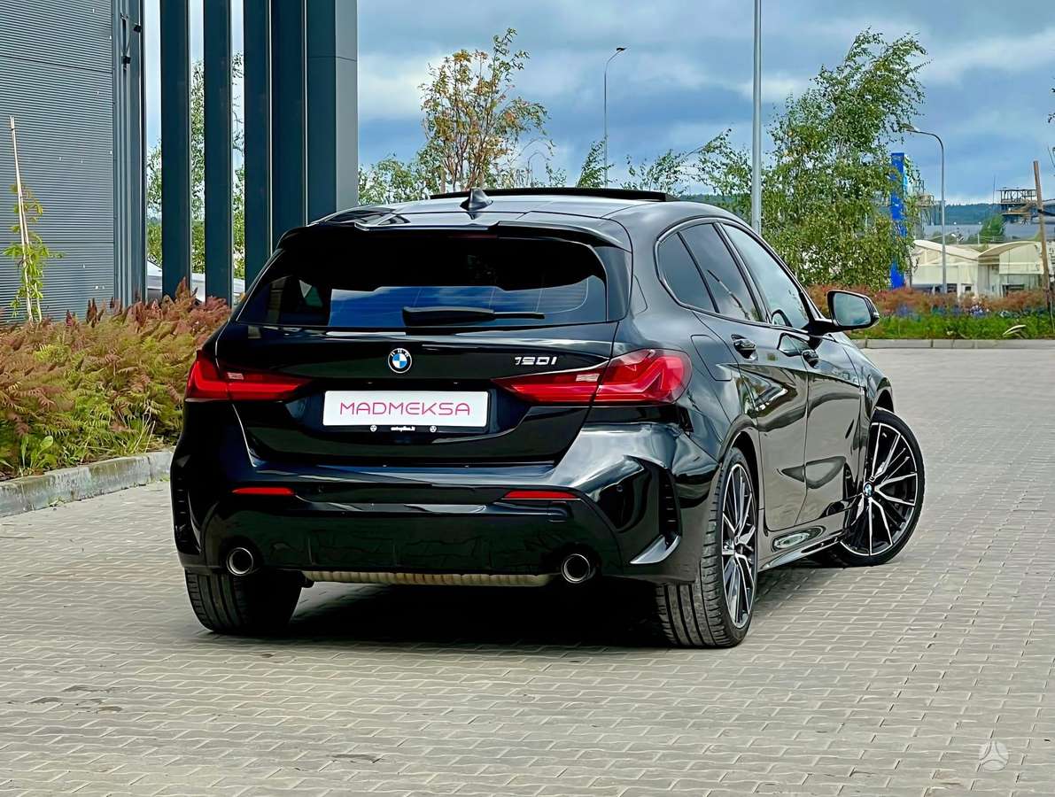 BMW 120, 2.0 l., hatchback