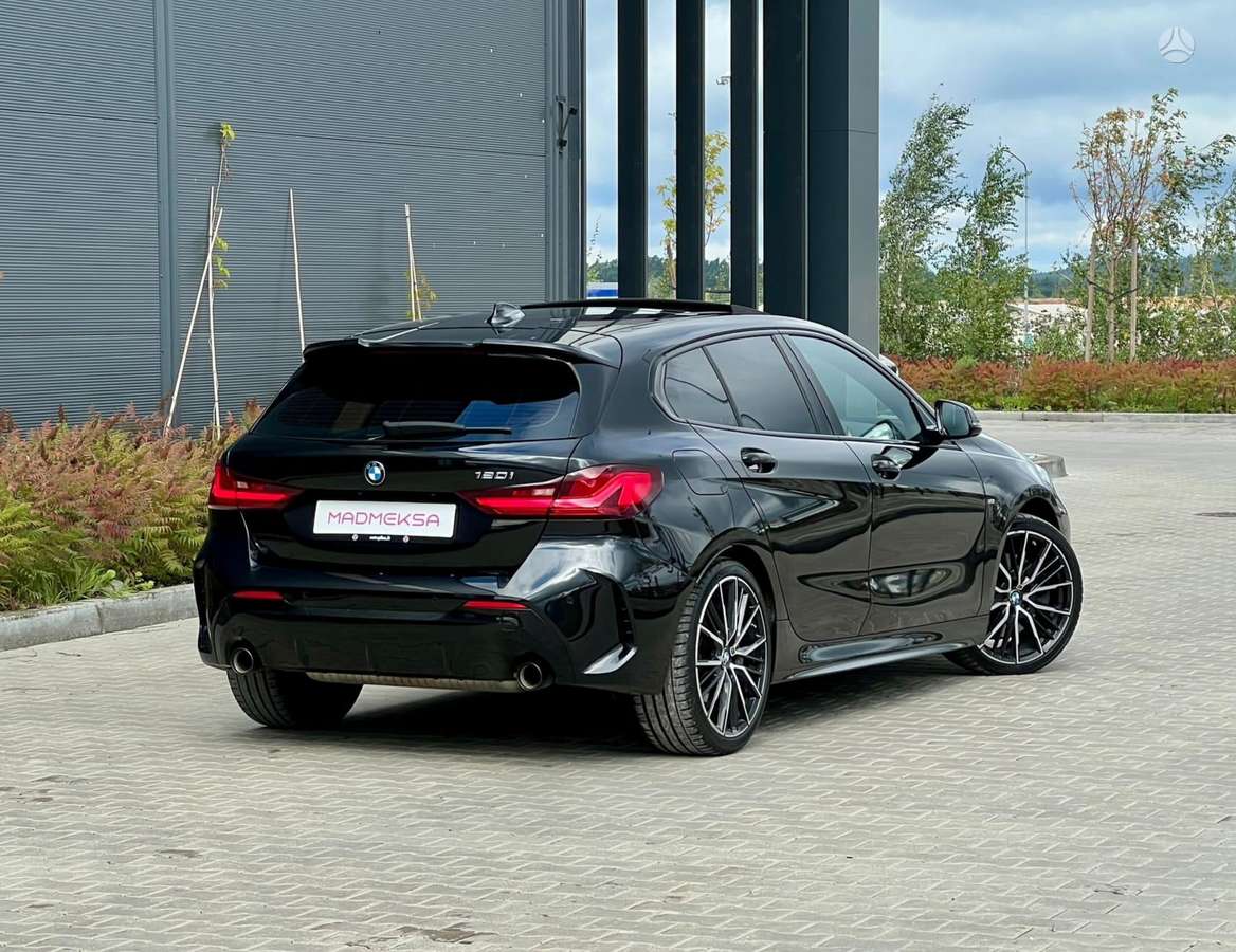BMW 120, 2.0 l., hatchback