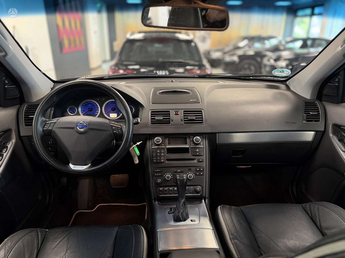 Volvo XC90 - 5