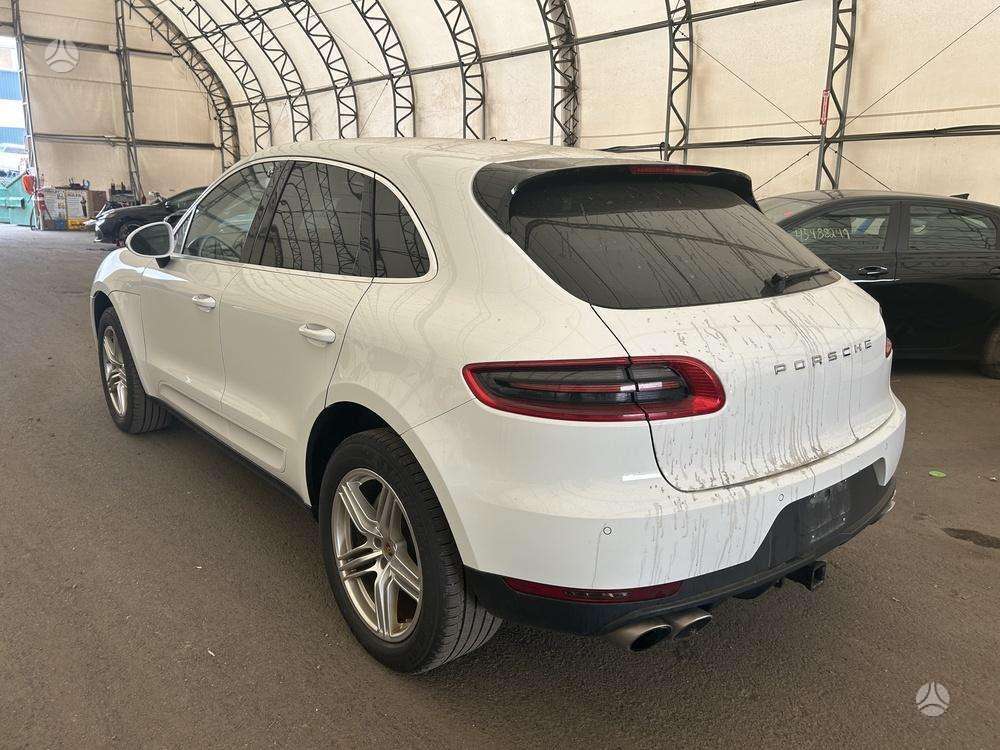 Porsche Macan - 11