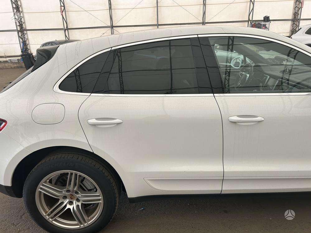 Porsche Macan - 8