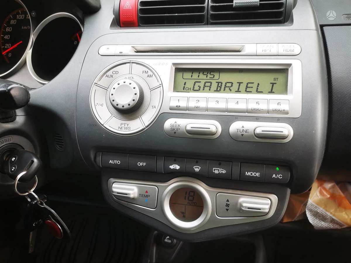 Honda Jazz, 1.3 l., hatchback