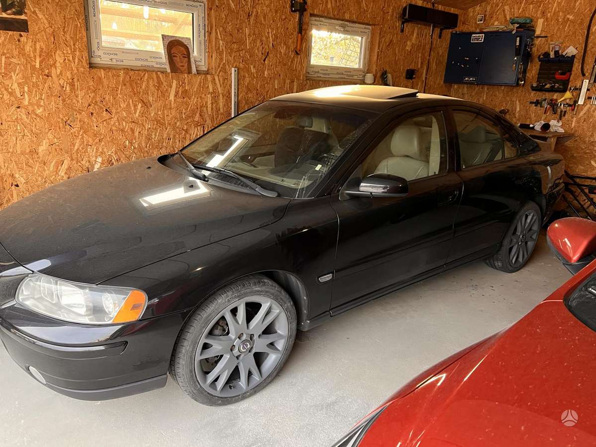 Volvo S60 - 3