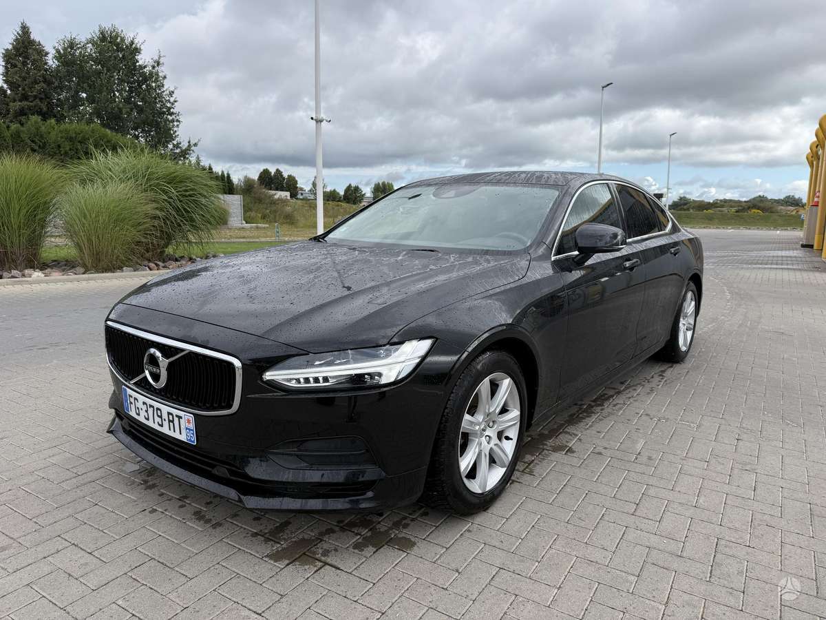 Volvo S90 - 1