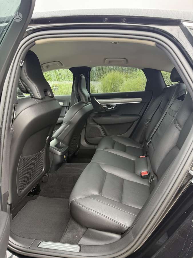 Volvo S90 - 7