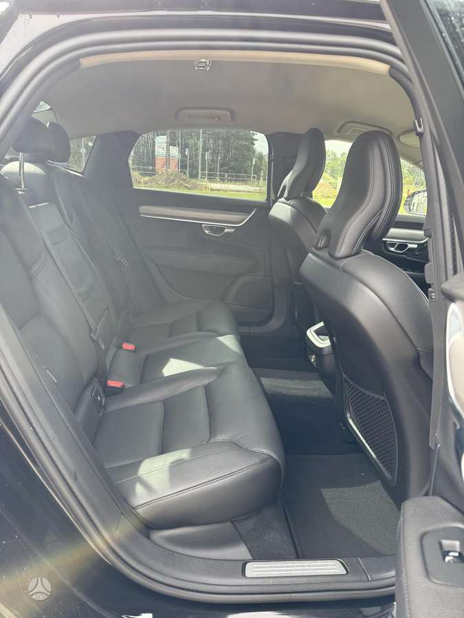 Volvo S90 - 8