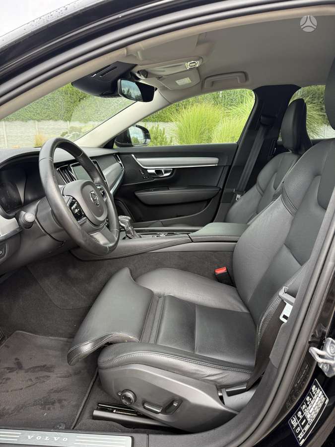 Volvo S90 - 11