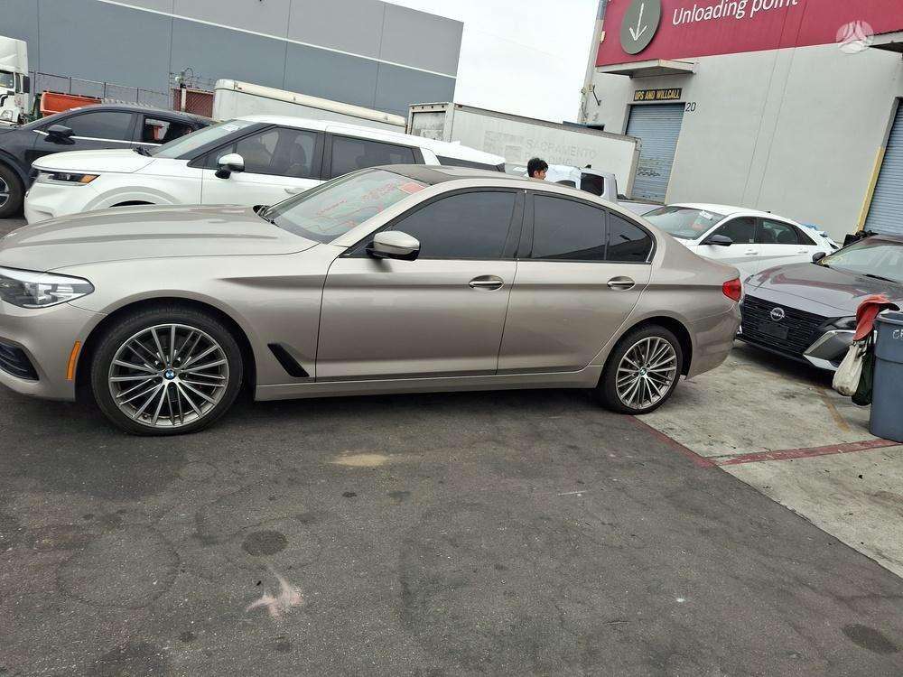 BMW 530, 2.0 l., Седан