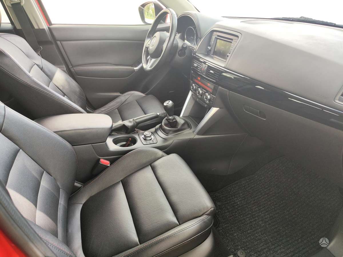 Mazda CX-5, 2.2 l., Внедорожник / Кроссовер