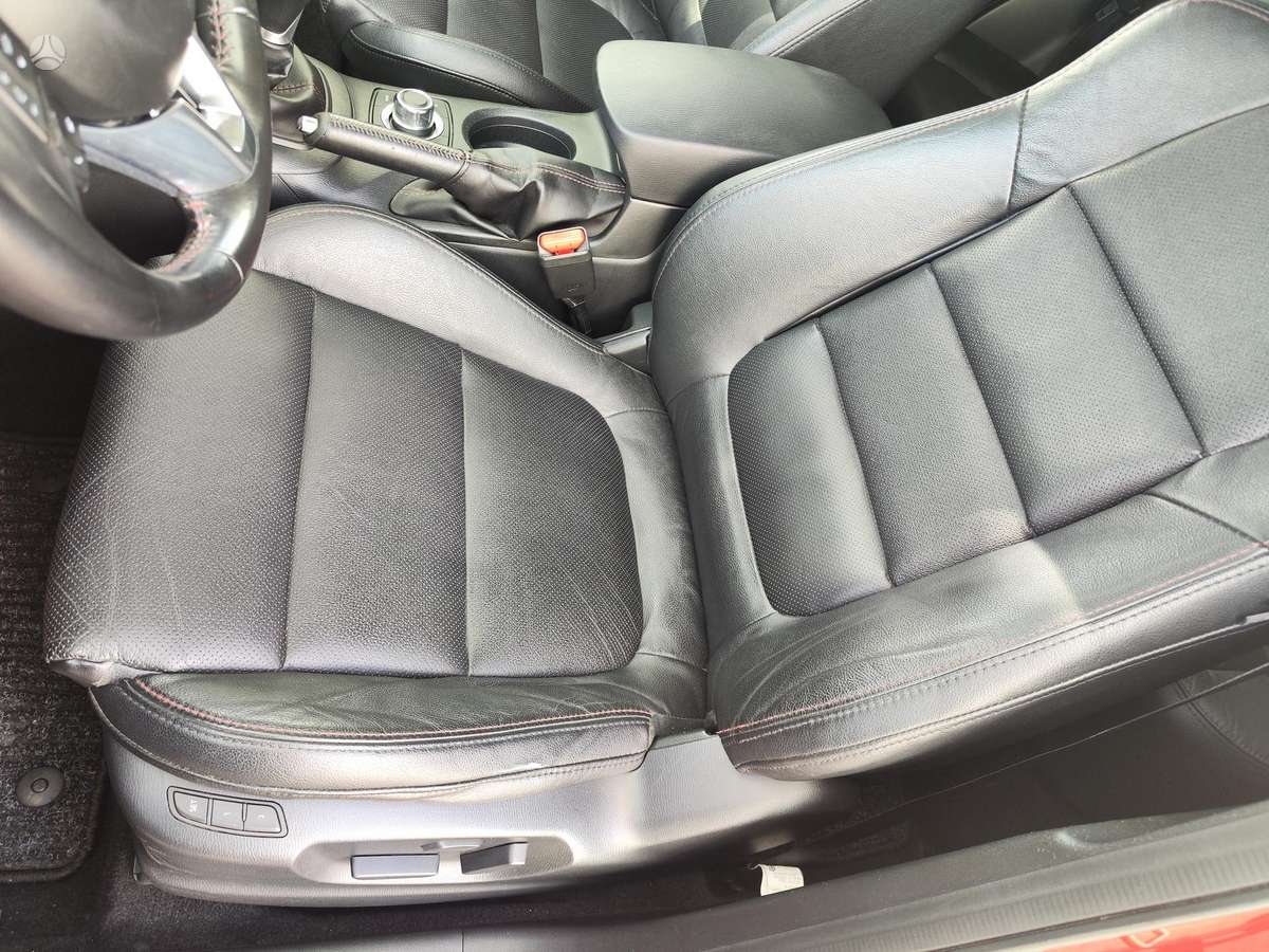 Mazda CX-5, 2.2 l., Внедорожник / Кроссовер
