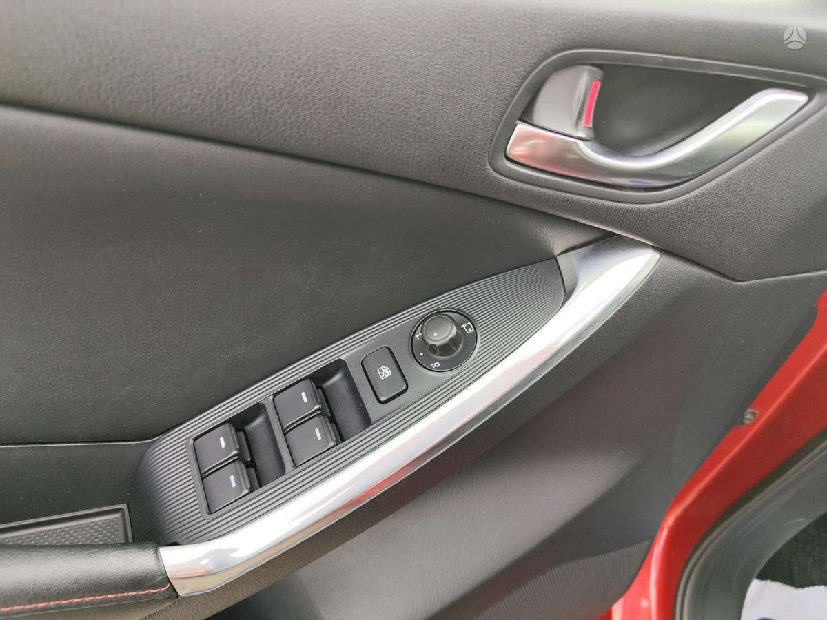 Mazda CX-5, 2.2 l., Внедорожник / Кроссовер