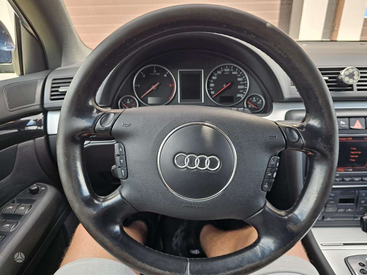 Audi A4, 2.5 l., Седан