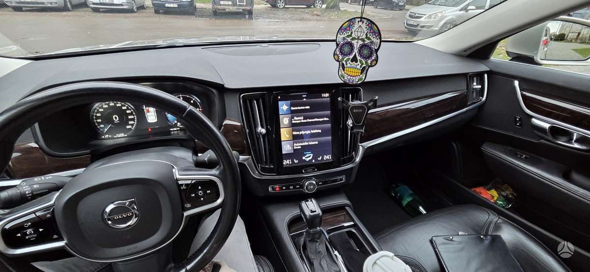 Volvo S90 - 4