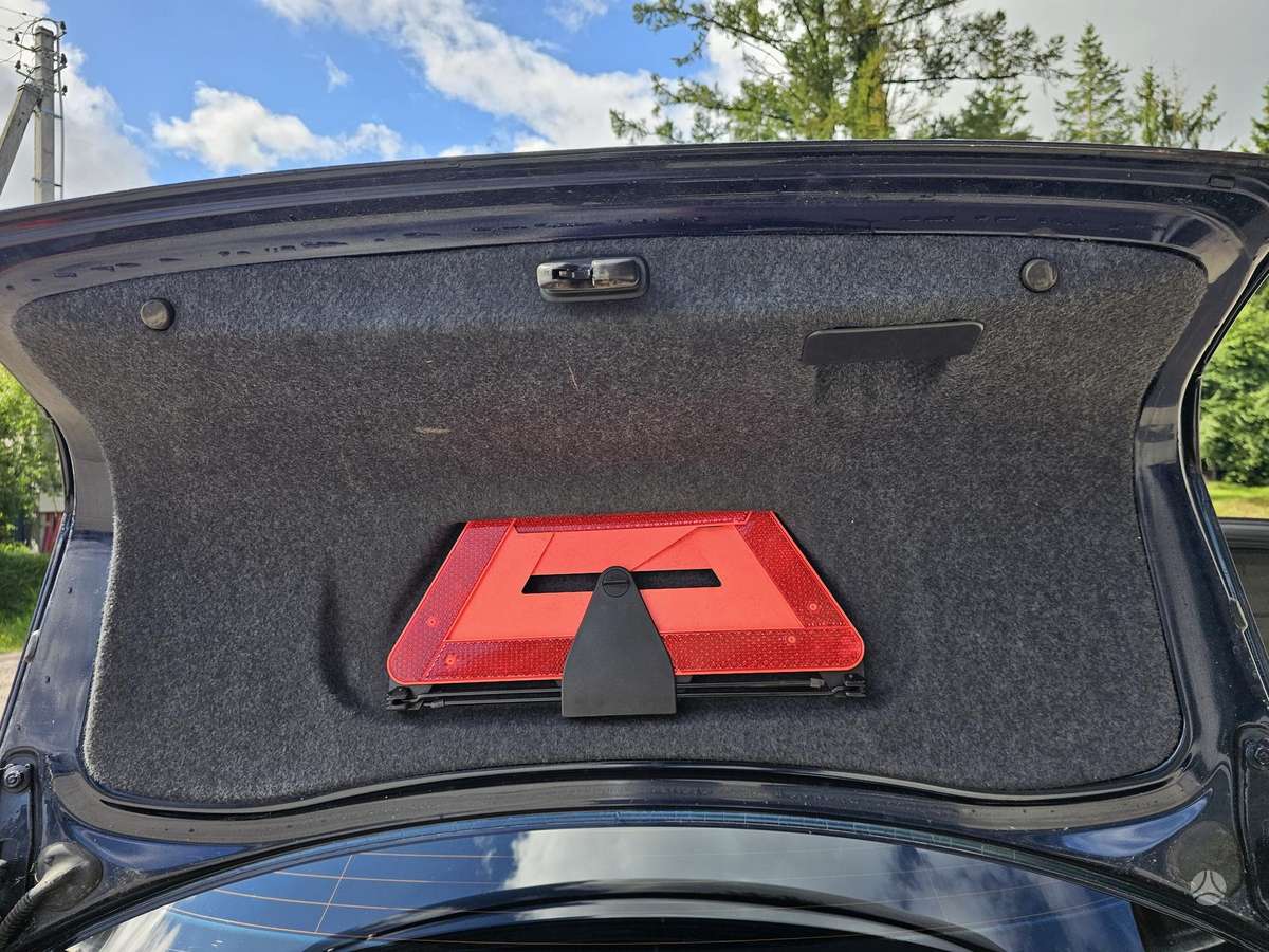 Audi A4, 2.5 l., Седан