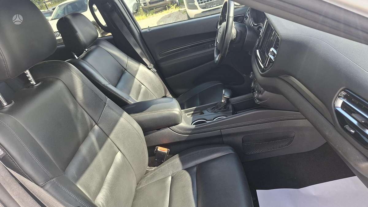 Dodge Durango, 3.6 l., off-road / crossover
