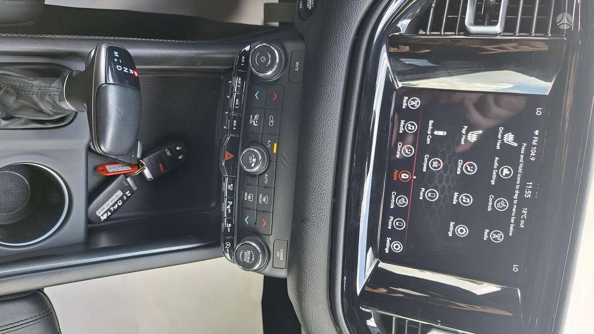 Dodge Durango, 3.6 l., off-road / crossover
