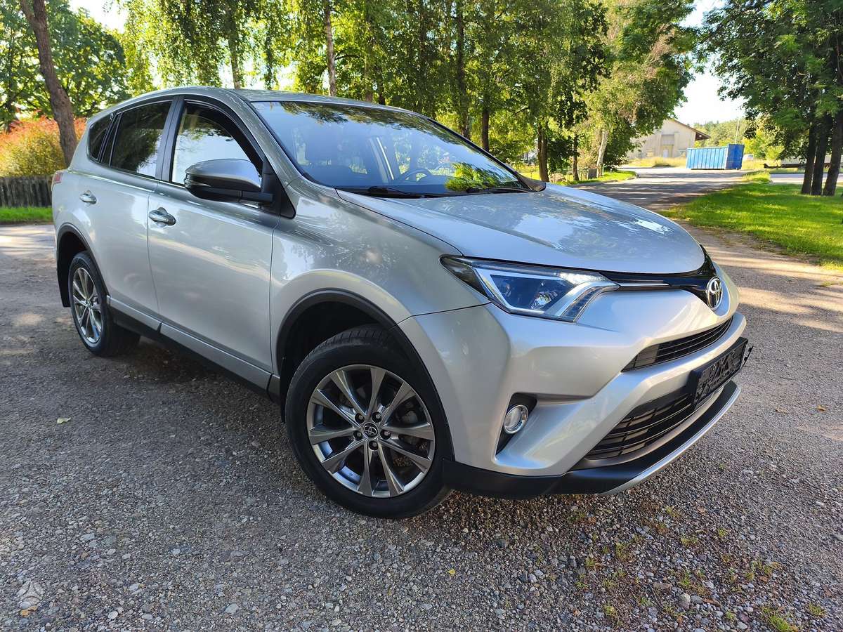 Toyota RAV4 - 2