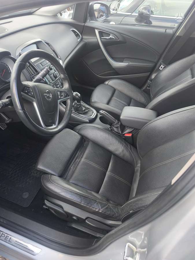 Opel Astra, 2.0 l., Универсал