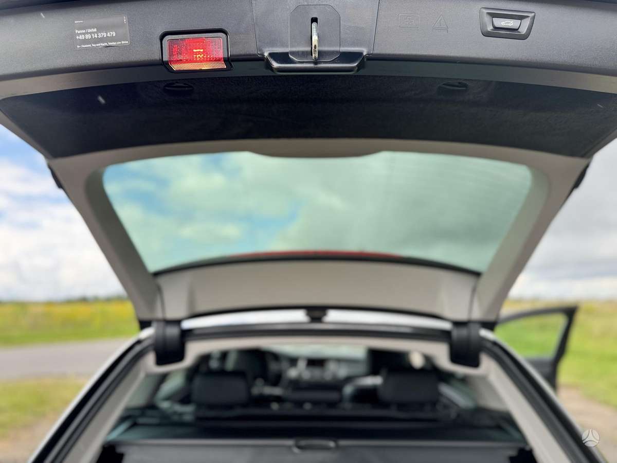 BMW 520, 2.0 l., wagon