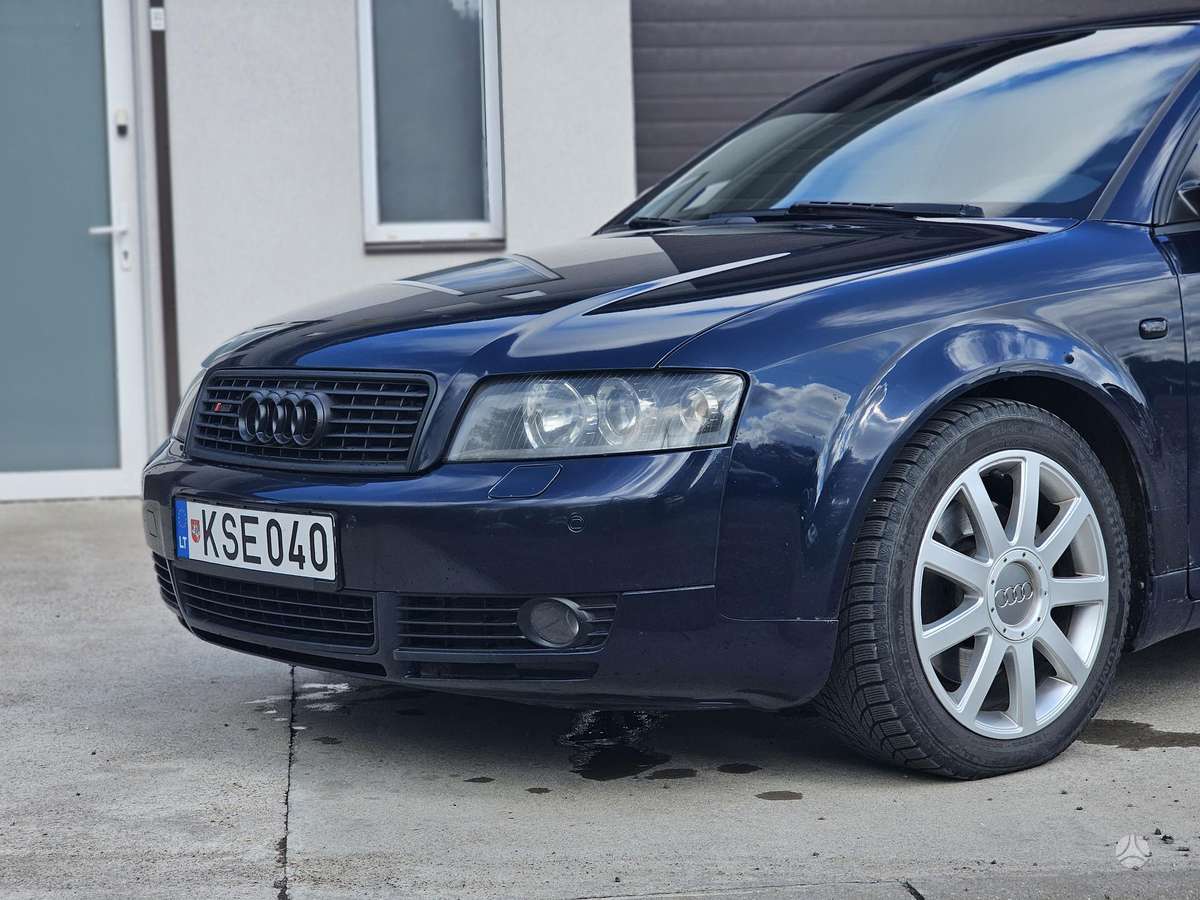 Audi A4, 2.5 l., Седан