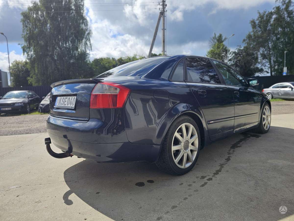 Audi A4, 2.5 l., Седан