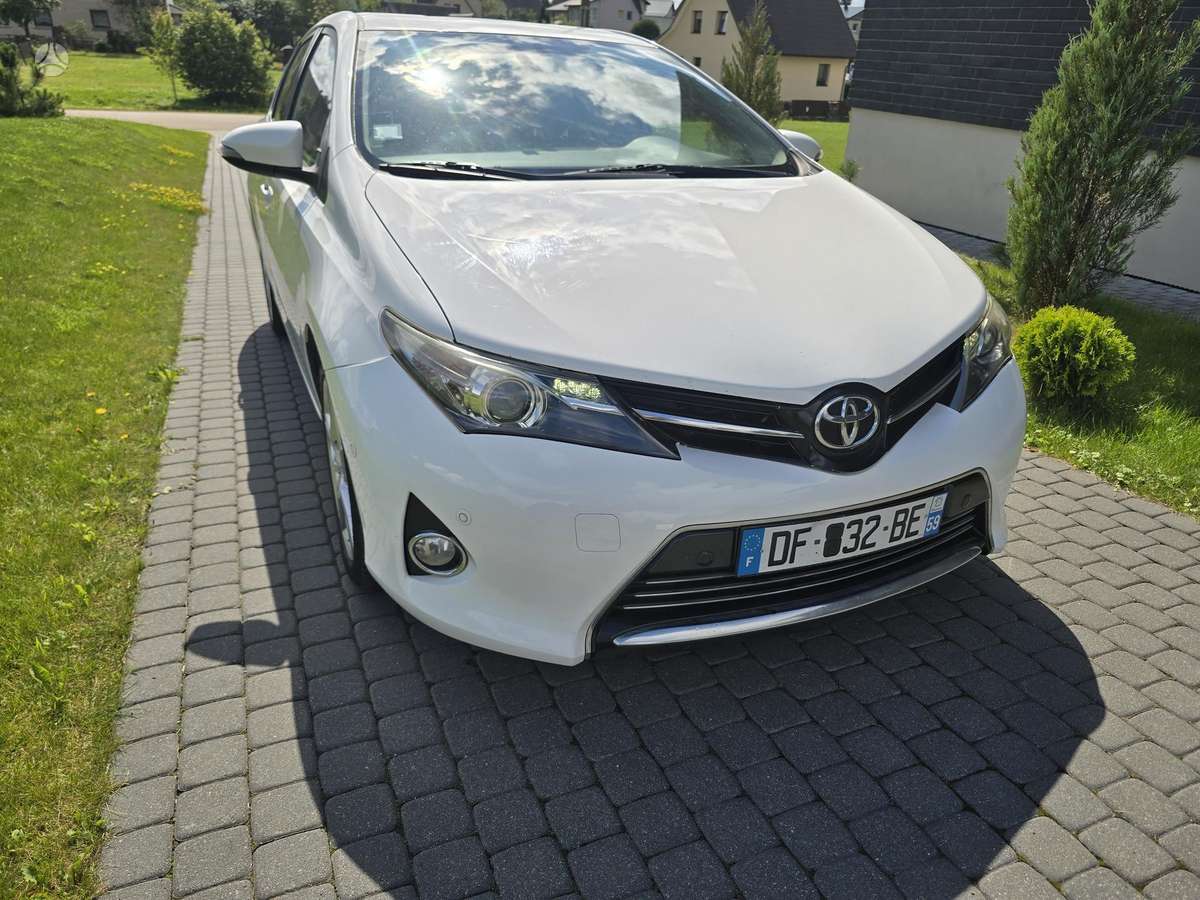 Toyota Auris, 2.0 l., hatchback