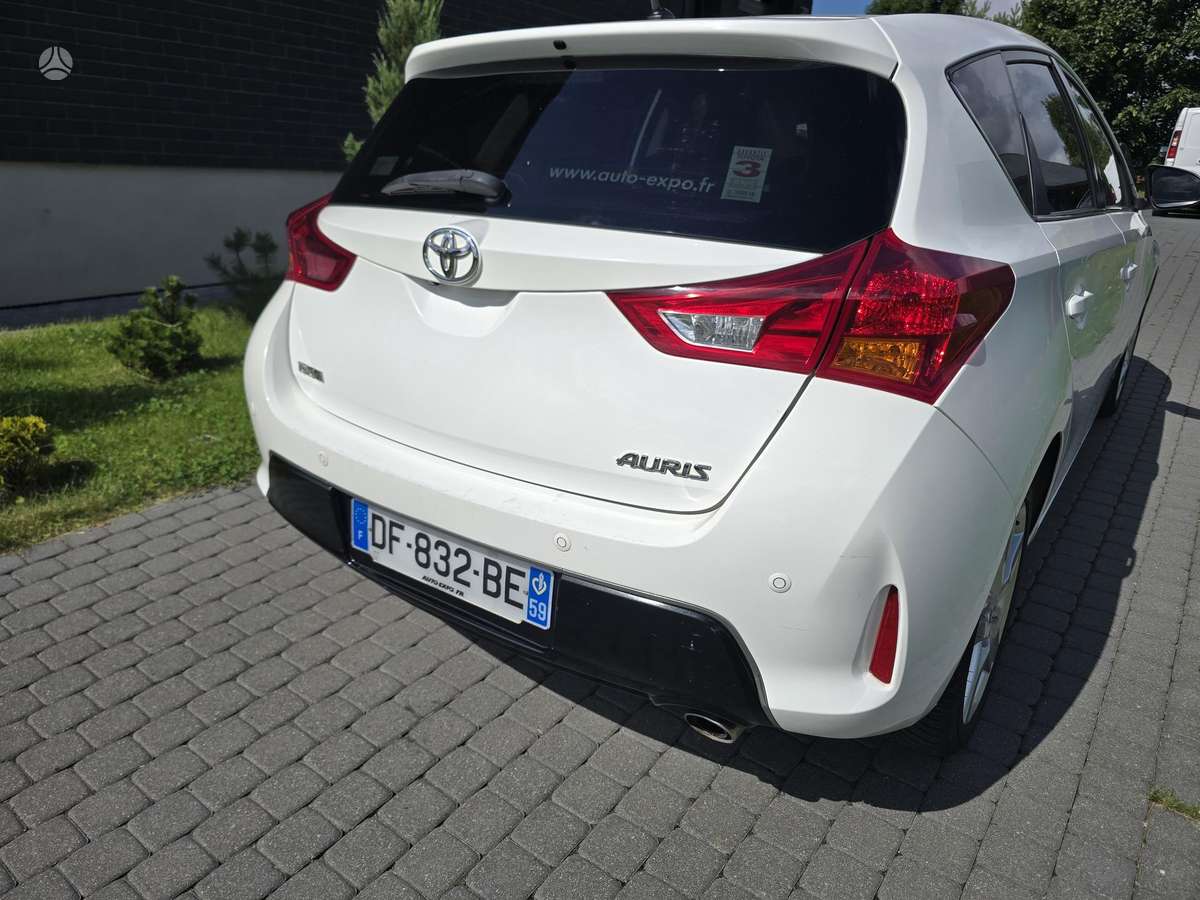 Toyota Auris, 2.0 l., hatchback