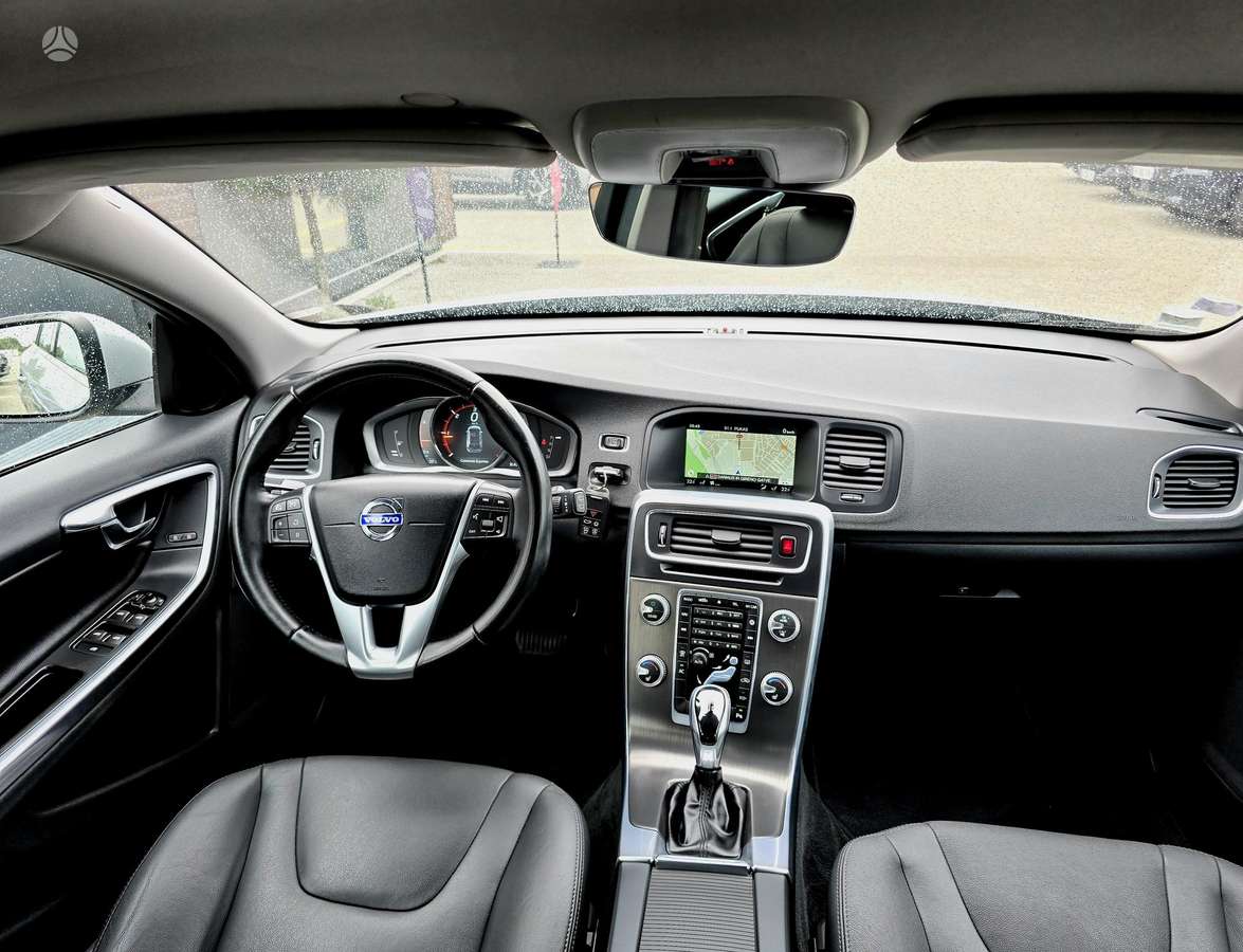 Volvo V60, 2.0 l., Универсал