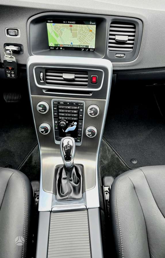 Volvo V60, 2.0 l., Универсал