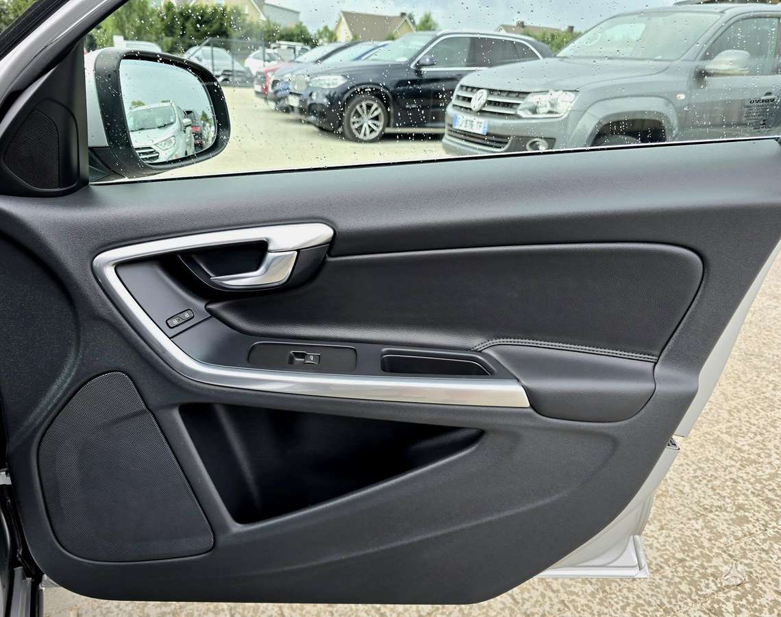 Volvo V60, 2.0 l., Универсал