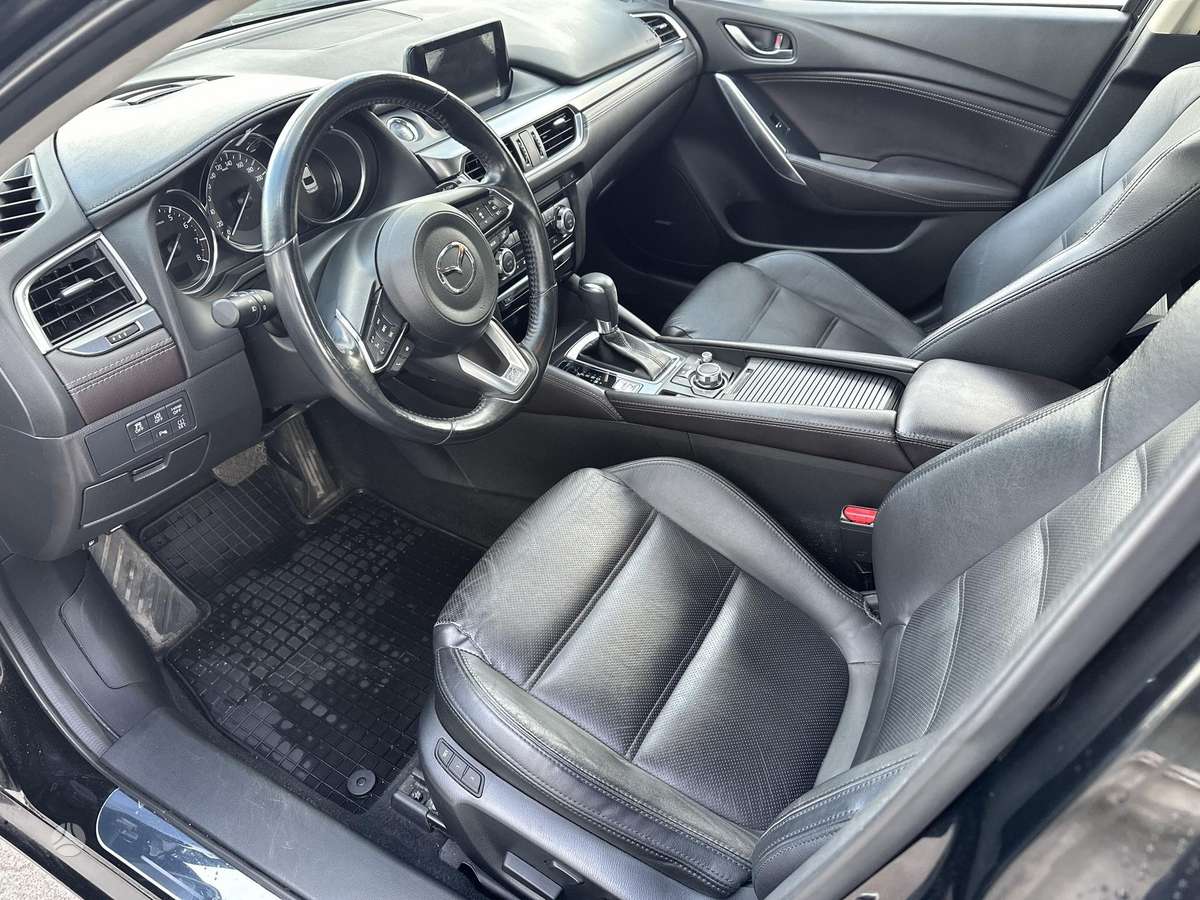 Mazda 6, 2.5 l., Седан