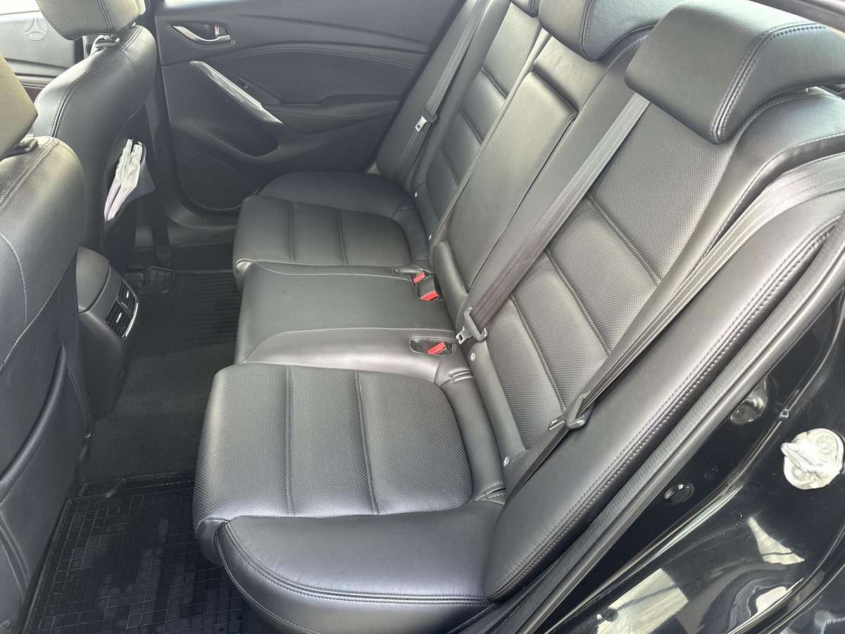 Mazda 6, 2.5 l., Седан