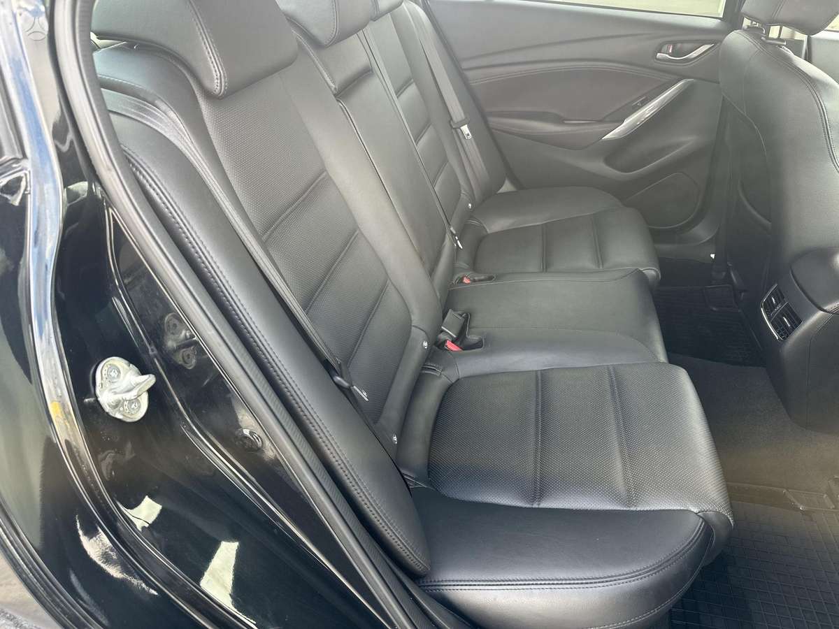 Mazda 6, 2.5 l., Седан