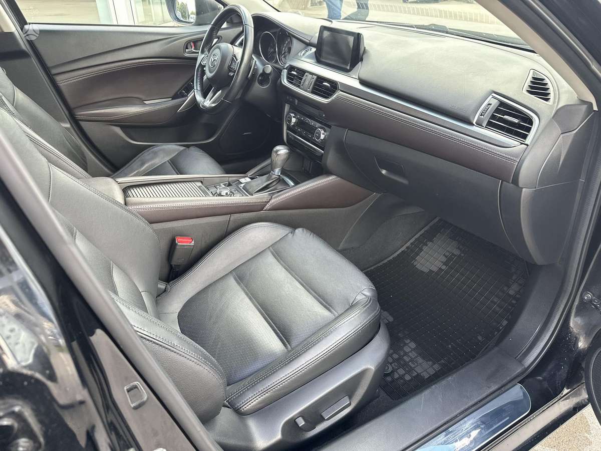Mazda 6, 2.5 l., Седан