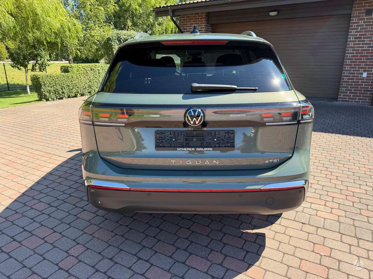 Volkswagen Tiguan - 7