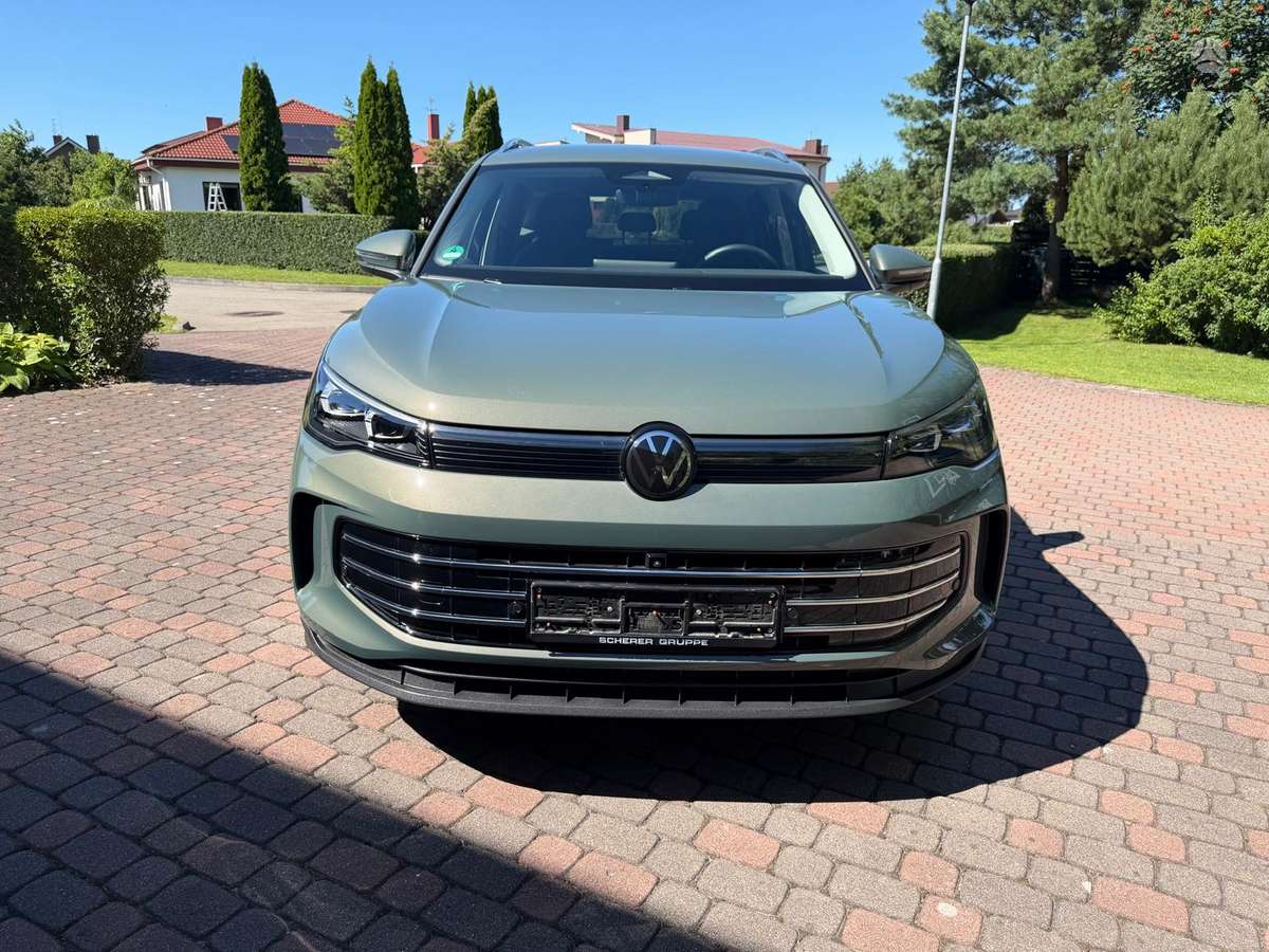 Volkswagen Tiguan - 3