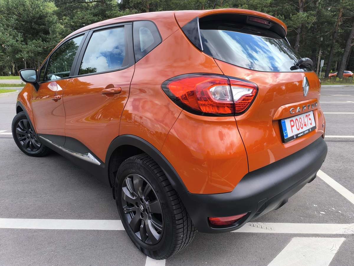 Renault Captur, 0.9 l., off-road / crossover