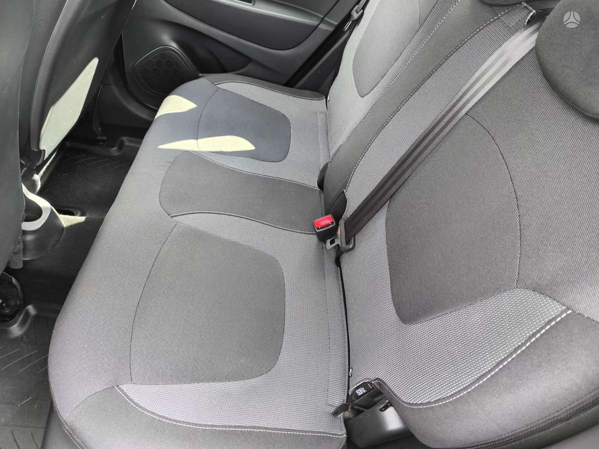 Renault Captur, 0.9 l., off-road / crossover