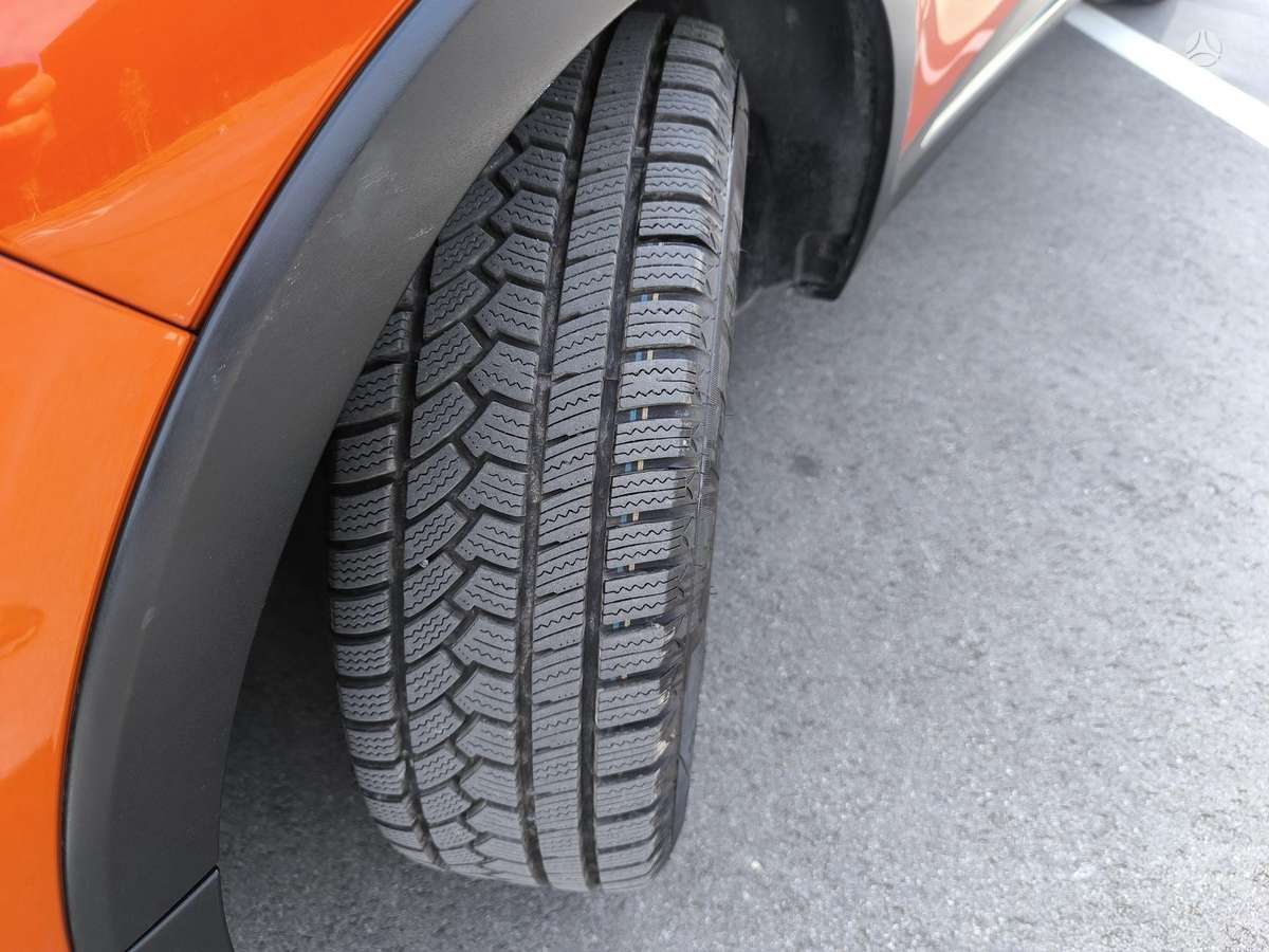 Renault Captur, 0.9 l., off-road / crossover