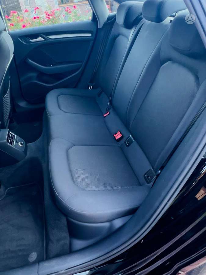 Audi A3, 1.5 l., Седан