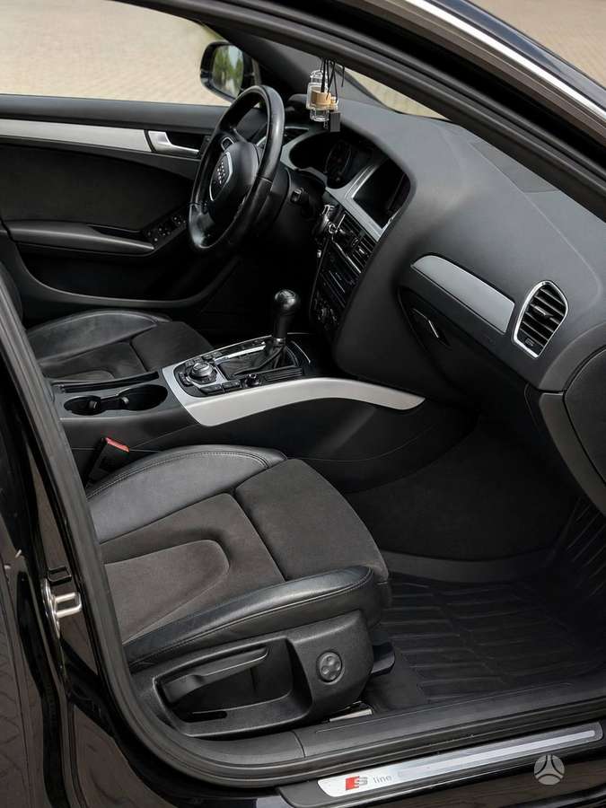 Audi A4, 2.0 l., Универсал