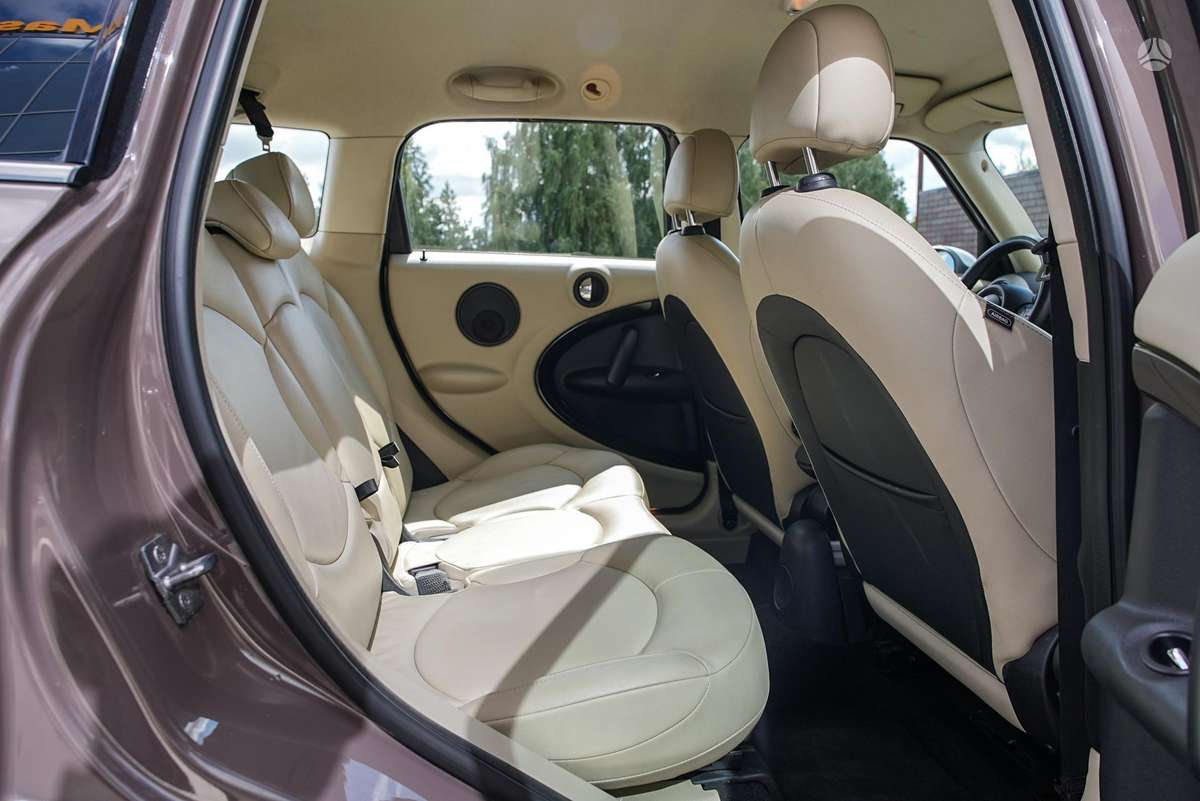 Mini Cooper SD, 2.0 l., hatchback
