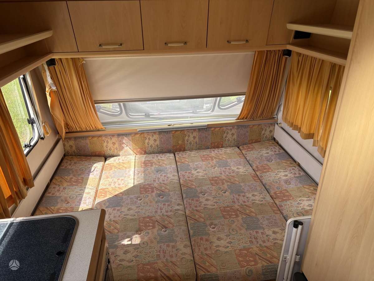 Lunar Chateau 400 1000kg, кемперы