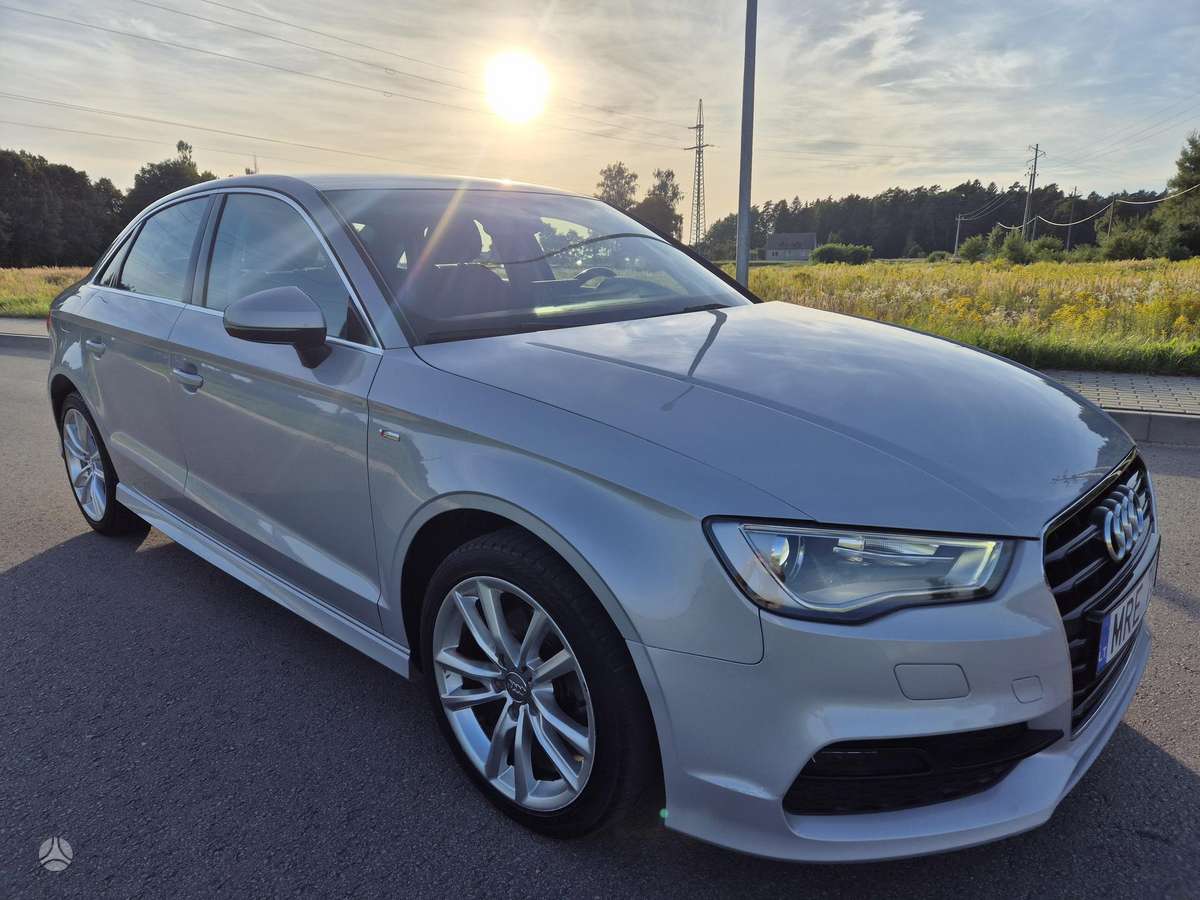 Audi A3, 1.6 l., Седан