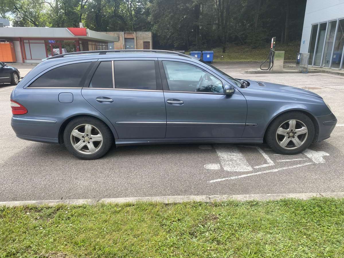 Mercedes-Benz E270, 2.7 l., Универсал